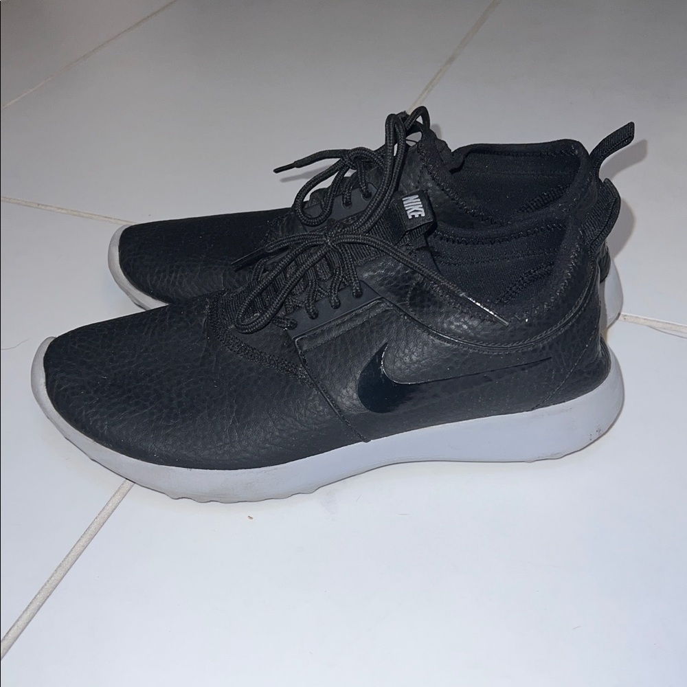 Nike Faux Leather Black Athletic Shoes